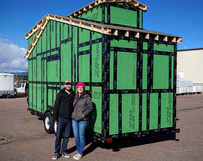 年輕夫婦18平移動房環(huán)游美國